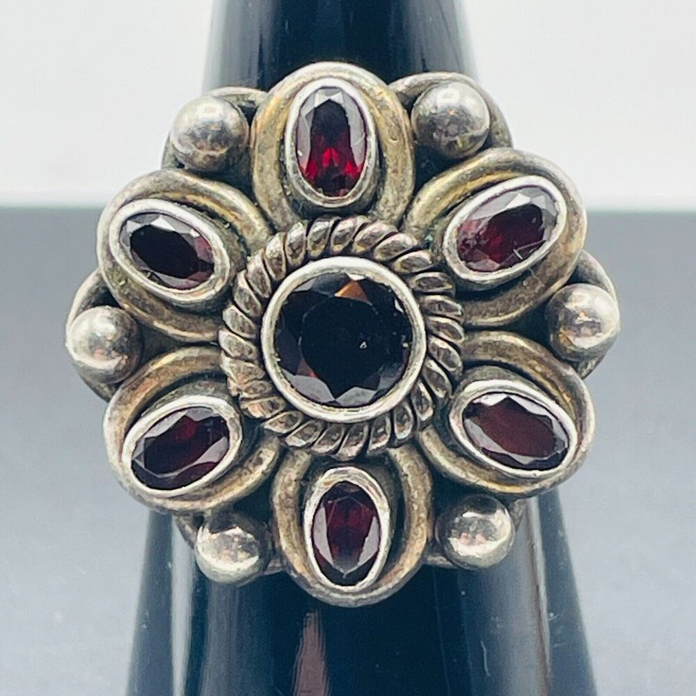 Doug Paulus Sterling Silver Red Garnet Flower Cocktail Ring Size 6.25 India 925